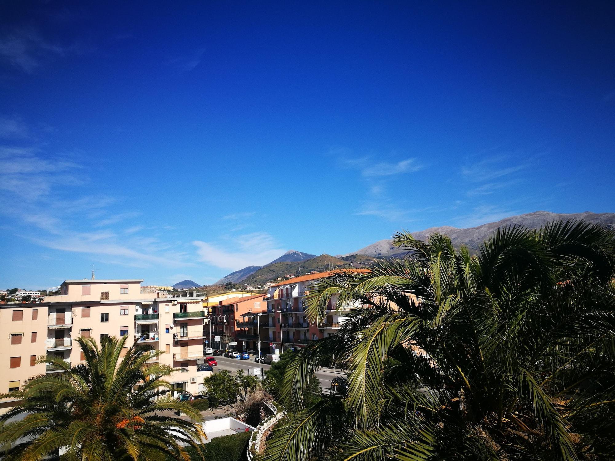 Hotel Santa Caterina Village Club Скалеа Екстериор снимка