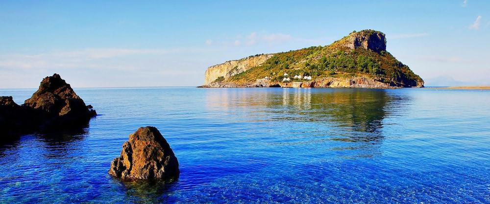 Hotel Santa Caterina Village Club Скалеа Екстериор снимка