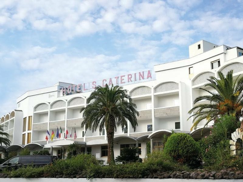 Hotel Santa Caterina Village Club Скалеа Екстериор снимка
