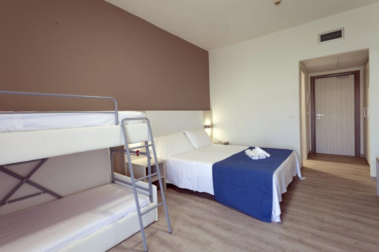Hotel Santa Caterina Village Club Скалеа Екстериор снимка